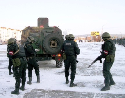 Special Forces of the Irkutsk region in Bratsk November 27, 2011 Спецназ Иркутской области в Братске 27 ноября 2011 года
