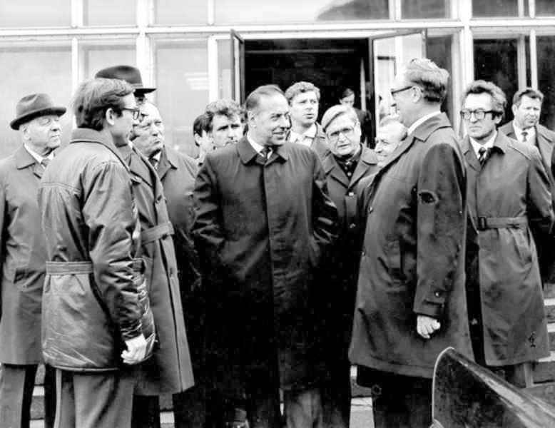 1968 г. А.Н. Косыгин, председатель Совета Министров СССР с руководителями города Братска, автор Перк Н.И.